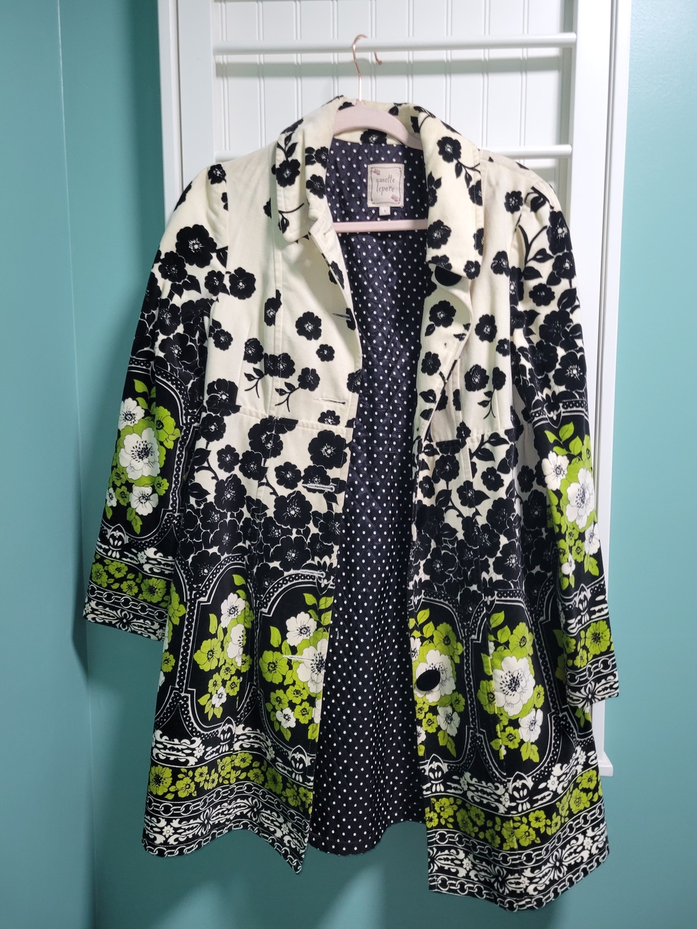 Nanette Lepore Vintage RARE White Black Floral Coat with Lime Accents Size 6